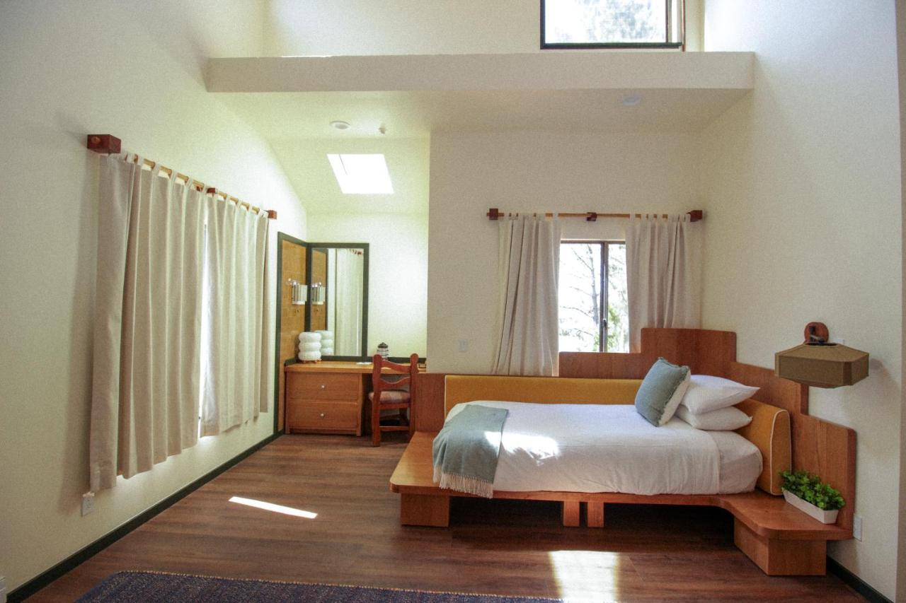 Lodge At Marconi Marshall Екстериор снимка